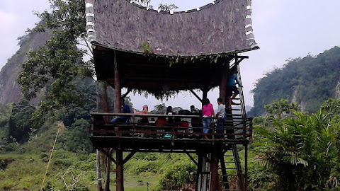 Taruko Café Resto Bukittinggi Sumatera Barat 
