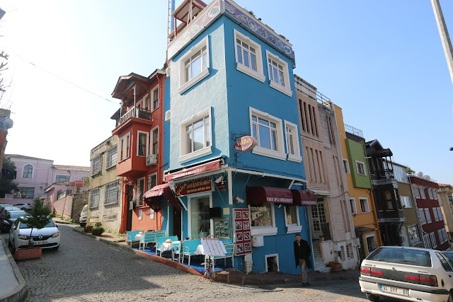 Typical homes and hotels in Sultanahmet area as they are small within the narrow streets in Istanbul, Turkey Typical homes and hotels in Sultanahmet area as they are small within the narrow streets in Istanbul, Turkey