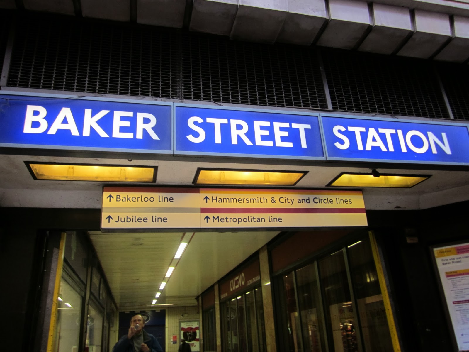 Julie's Diary BAKER STREET STATION, the oldest remaining tube station
