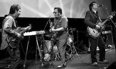 Los Tres Foto de la presentación de la Banda Los 3
