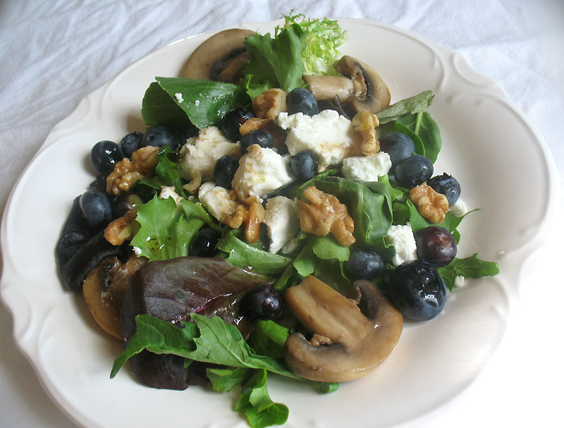 Blueberry and Goat Cheese Salad with Mushrooms Lisa's Kitchen