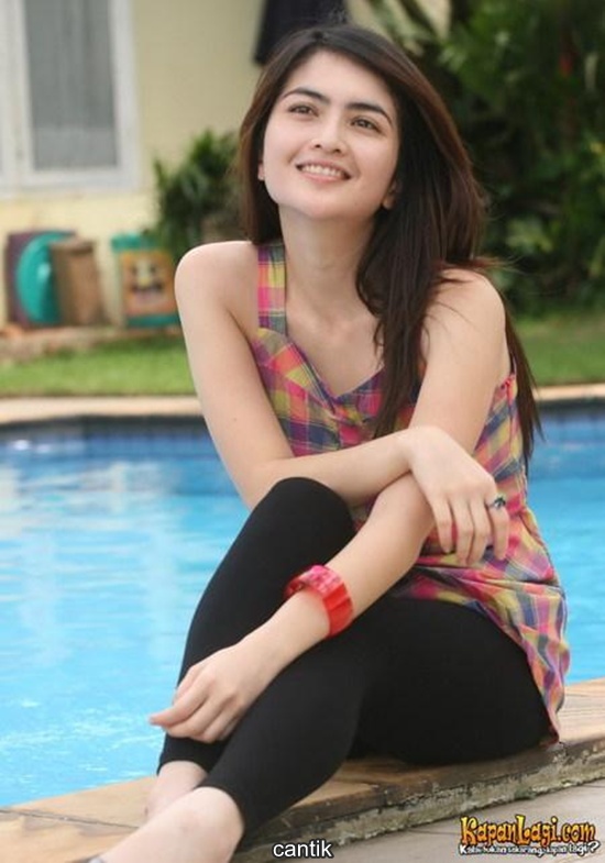 Kadek Devi ( 4 Photo ) | Photo Photo Artis Cantik ,Cute Sexy