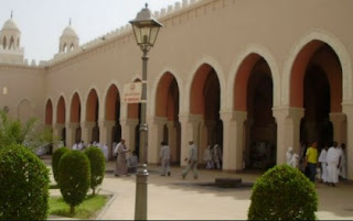 Hukum Mengubah Musholla Menjadi Masjid