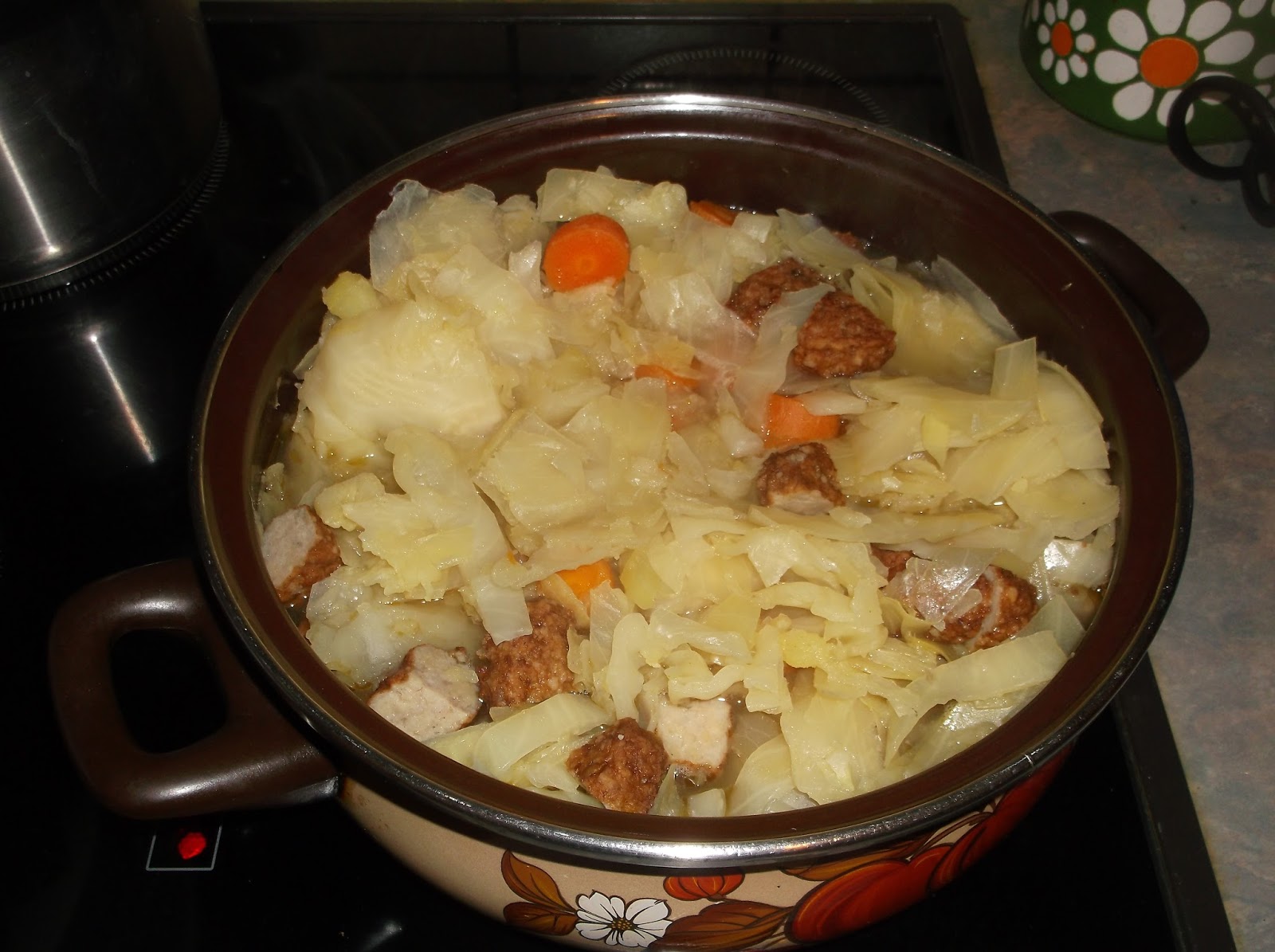 Hartz IV-Rezepte und bezahlbare Gesundheitstipps: Kohlsuppe für zwei Tage
