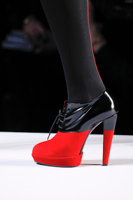 All The Good Girls Go To Heaven: ☩DIY☩ Viktor & Rolf Red and Black Booties