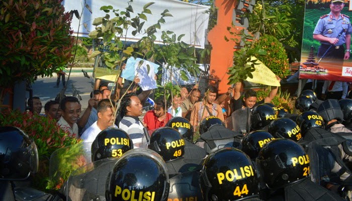 Kapolda Bali Disambut Demo di Tabanan