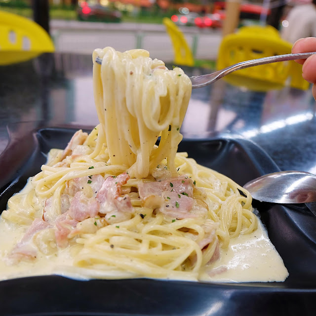 REVIEW IL PICCOLO ITALIAN FOOD IN THE HEARTLANDS