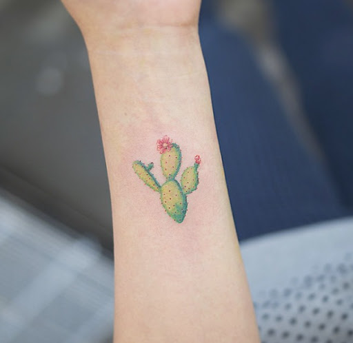Este adorável cacto tatuagem