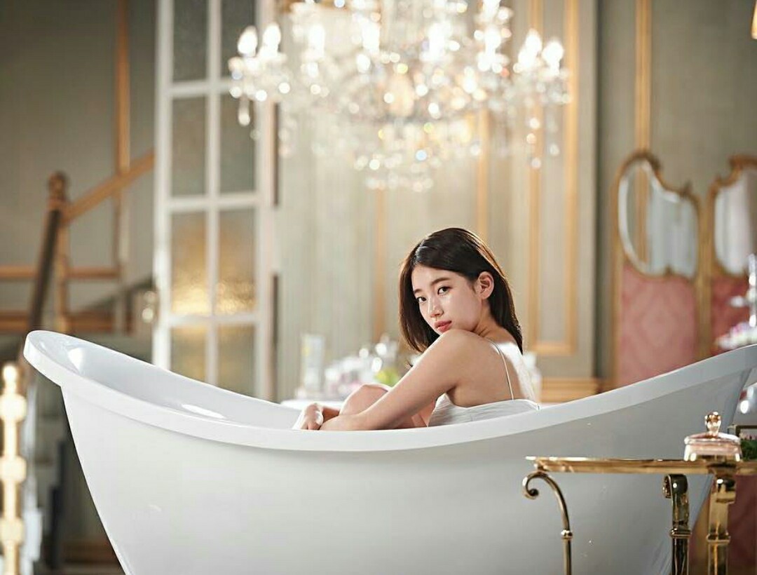 Delusional Special Bath