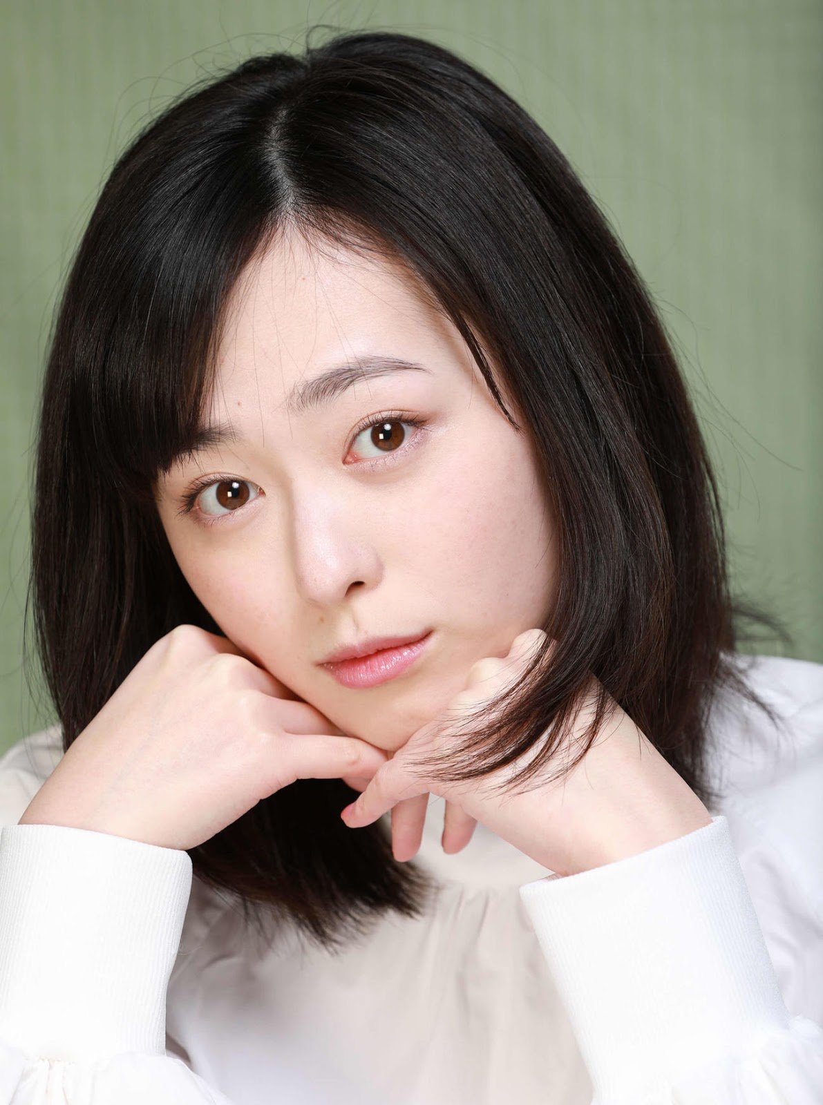 Nao Kanzaki and a few friends: Haruka Fukuhara: Her second intro post....