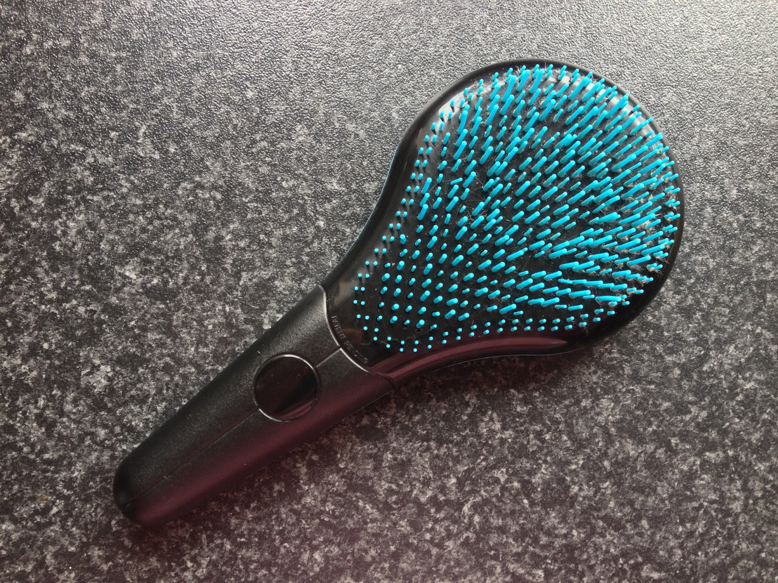 Michel Mercier Ultimate Detangling Brush Hotel Colorado In