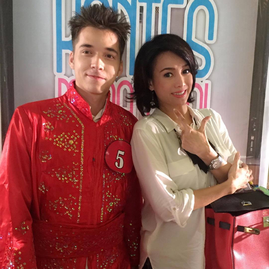 Biodata dan Foto Yoelitta Palar Biodata dan Foto Selebritis