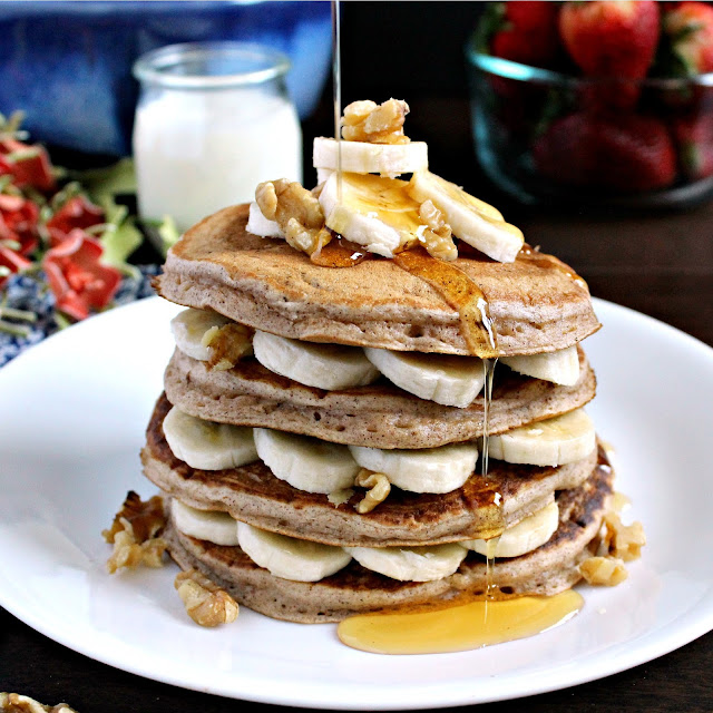 Love and Confections: Banana Nut Bread Buttermilk Pancakes #BrunchWeek