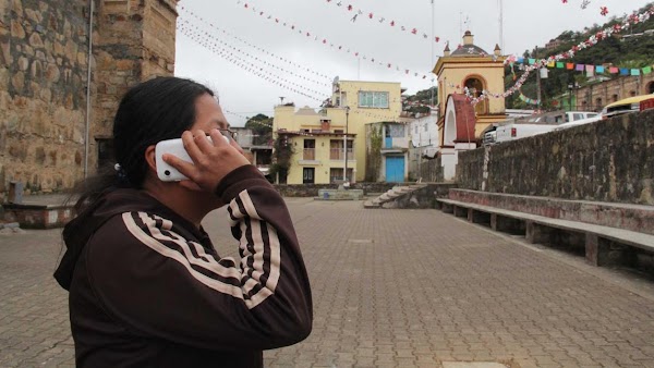 Red de telefonía indígena se mantiene independiente frente a las grandes compañías Red de telefonía indígena se mantiene independiente frente a las grandes compañías