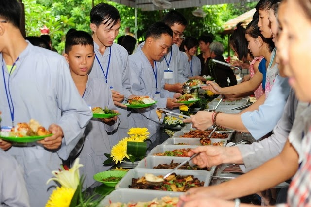 Người ăn chay có được ăn hành tỏi (ngũ vị tân) không?