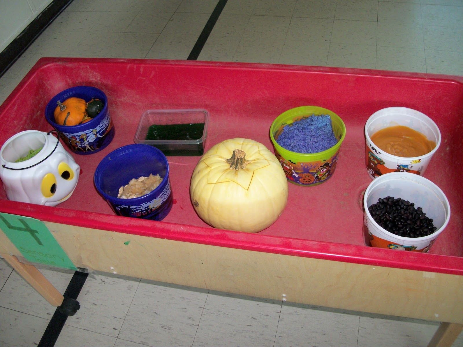 April's Country Life: Edible Halloween Sensory Experience