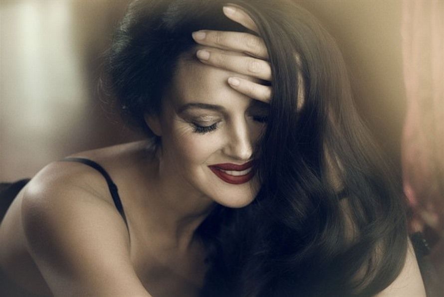 ALL IS RELATIVE: Monica Bellucci Vanity Fair Italia April 2012