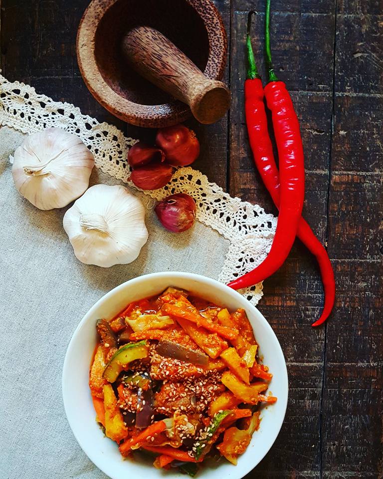 Recipe) Acar / Spicy Mixed Vegetable Pickle Daily Homecook Meal