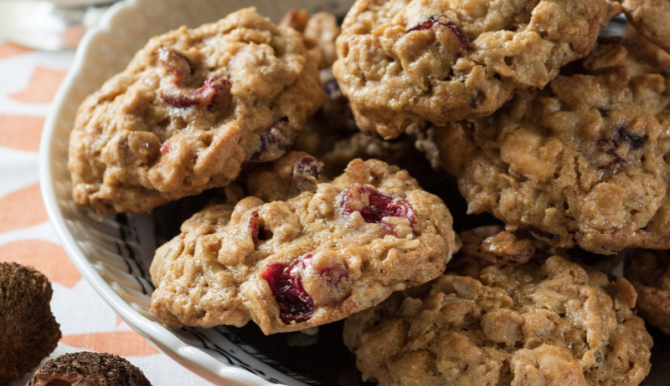 Oatmeal Cranberry-Walnut Cookies | 101Recipes
