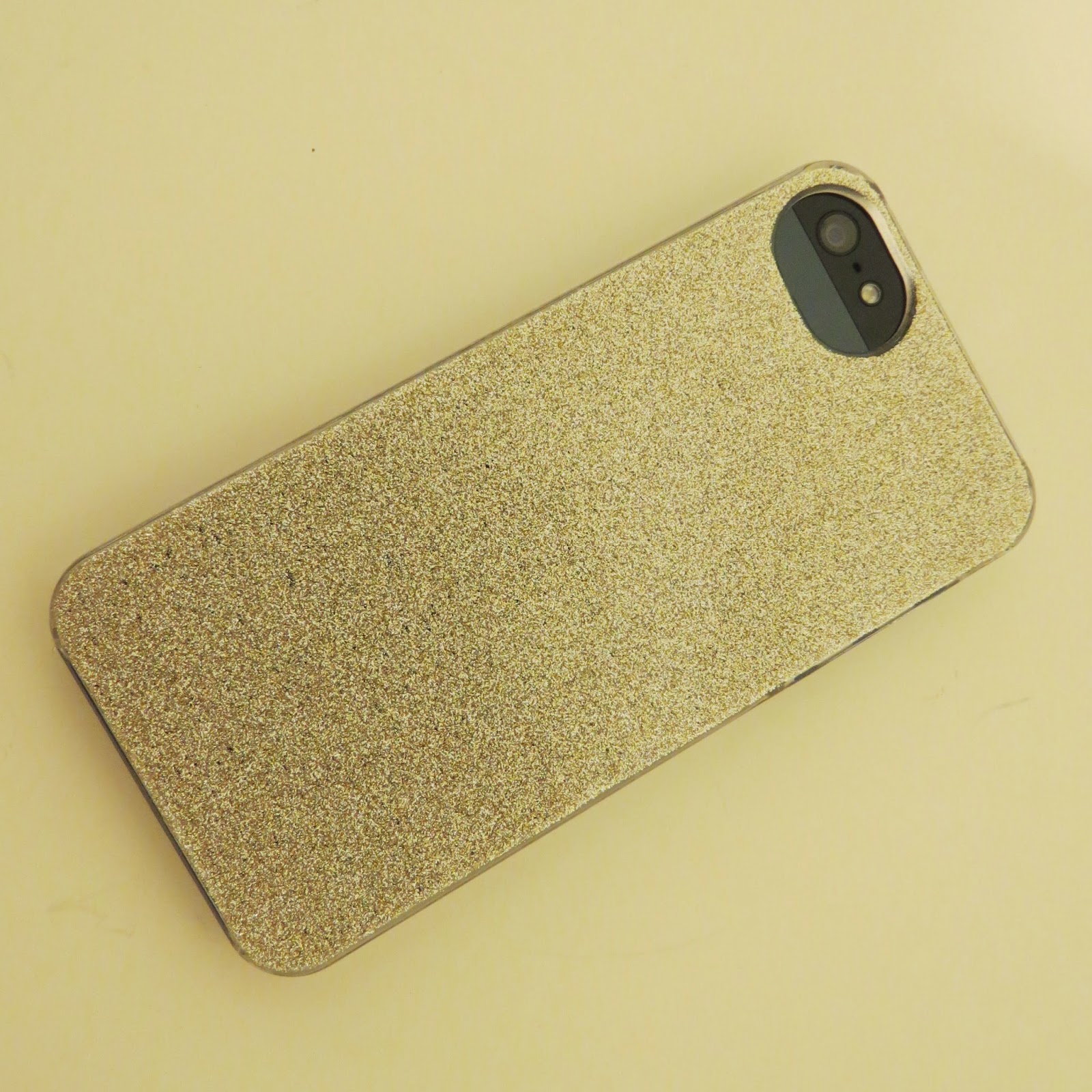 Hollister Haul - My New iPhone Case | It has grown on me!