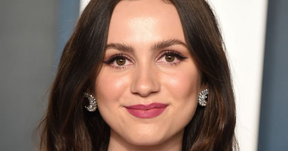 Maude Apatow At 2020 vanity Fair Oscar Party Hosted By Radhika Jones At