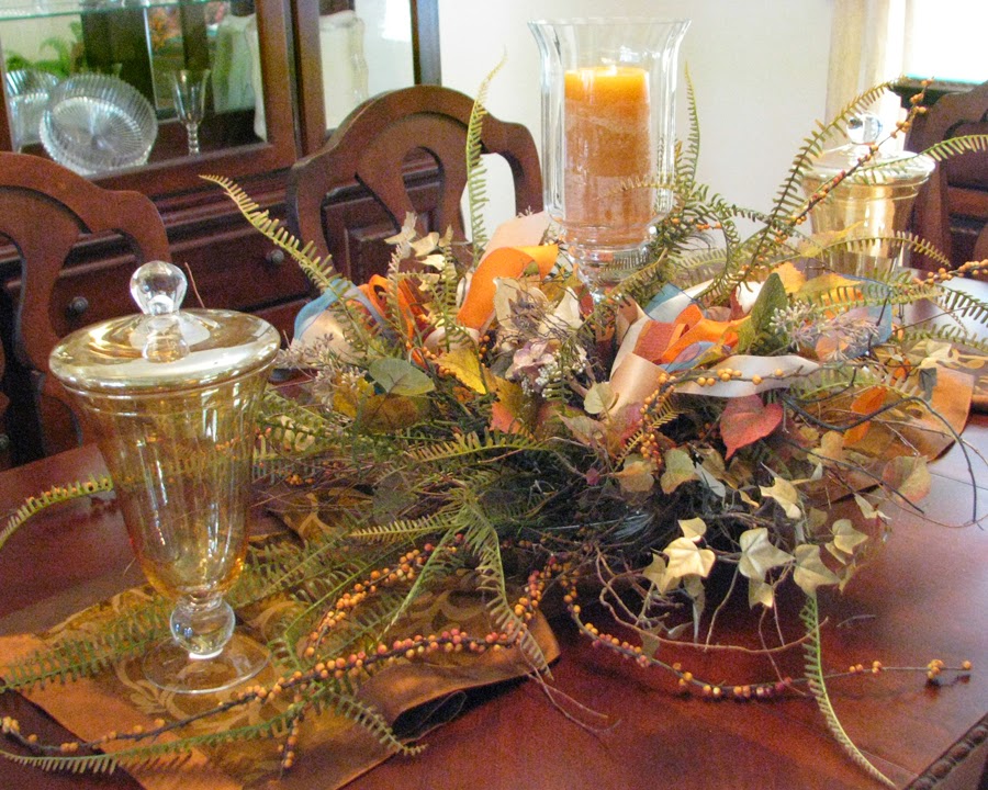 JBigg: Life in Kentucky: Fall Centerpiece and It Didn't Cost A Dime