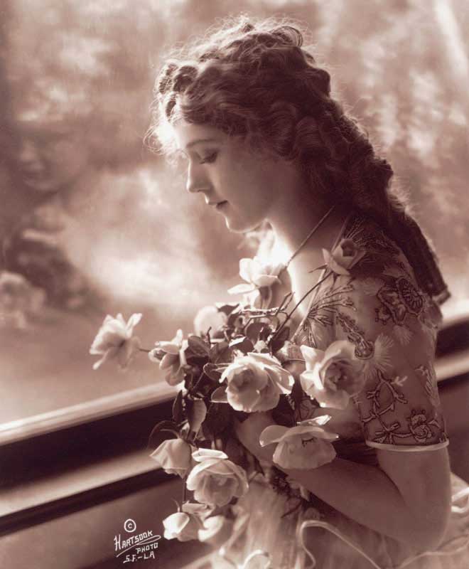 Style Muse Mary Pickford