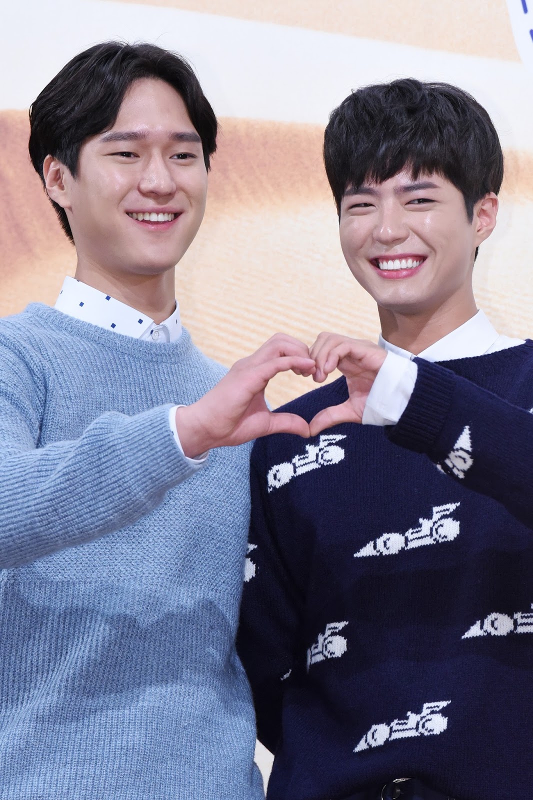 어제 박보검 꽃청춘 기자회견+시사회 | 인스티즈