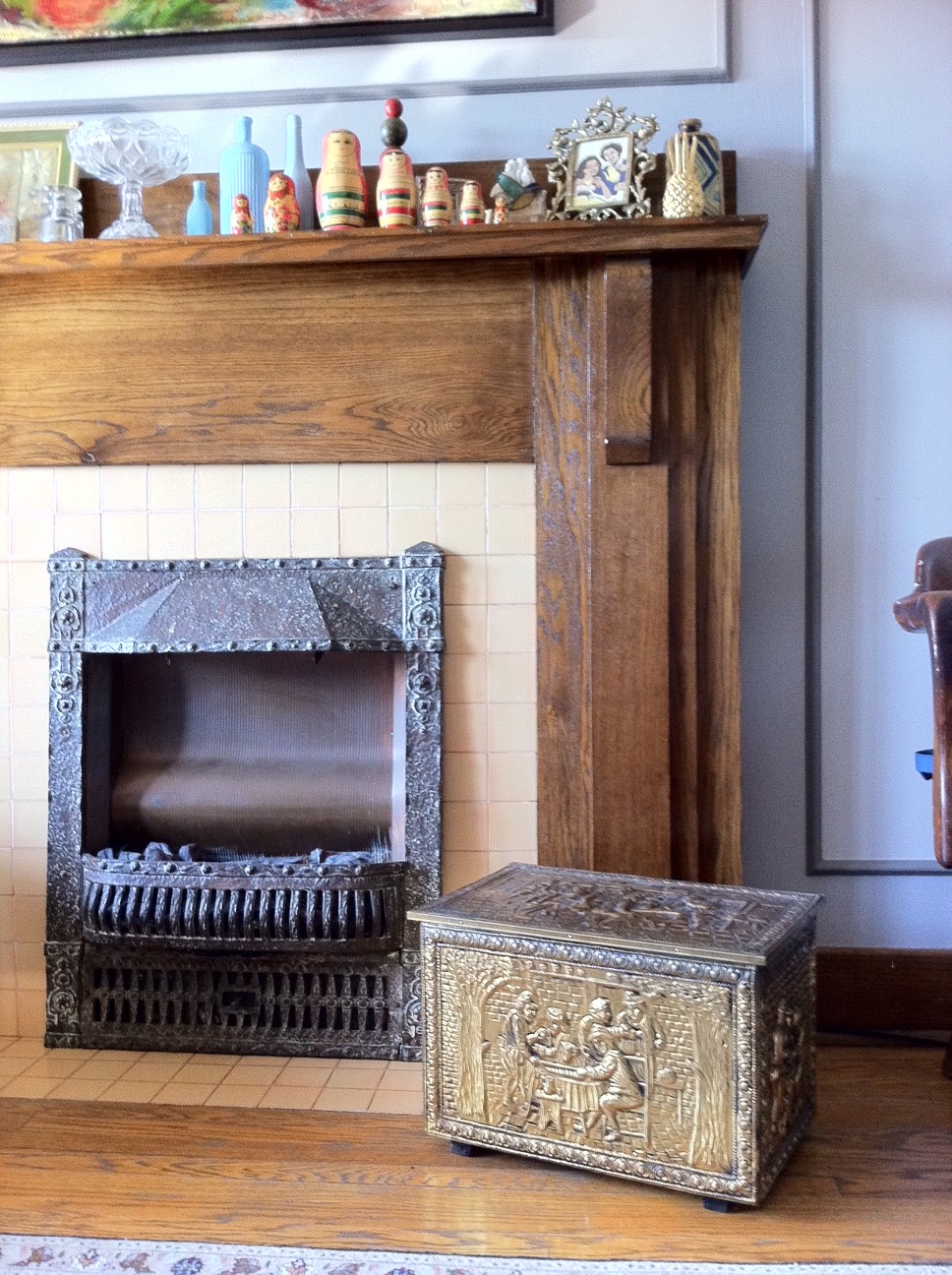 Lady Jane's Treasure Trove *SOLD* 1950s kindling storage fireplace box