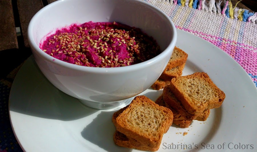 Dip_de_remolacha_y_sésamo