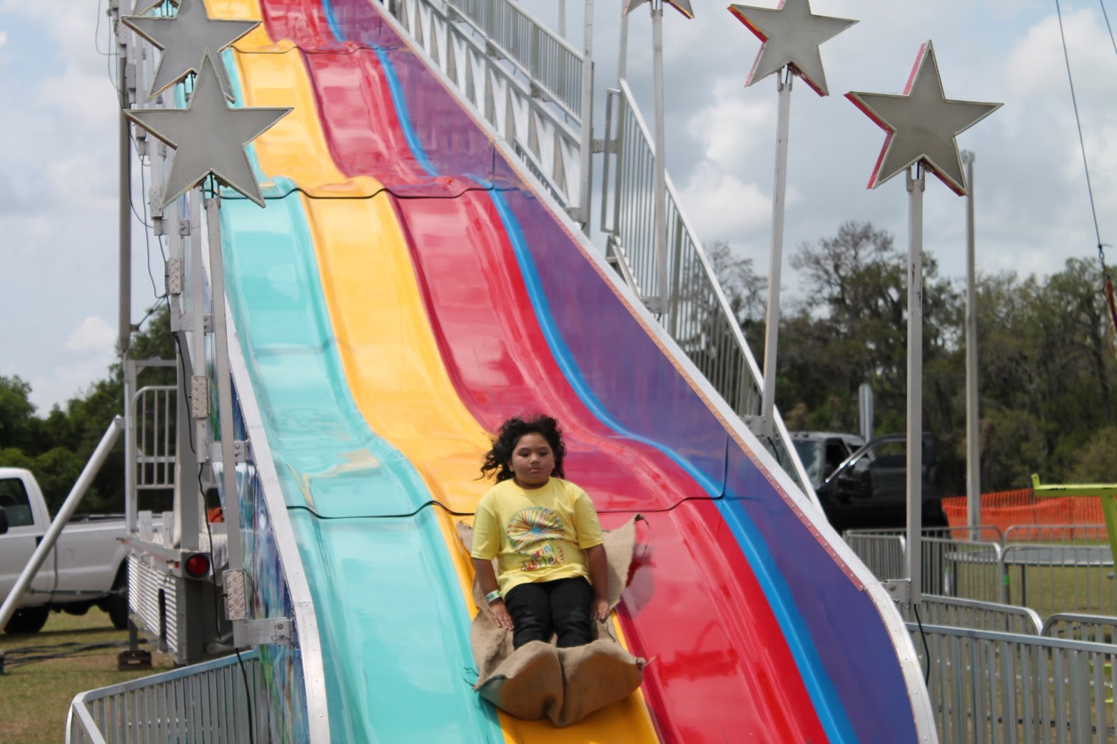 Daddy Waddy Weeviews: Riding The Giant Slide At Spring Jubilee