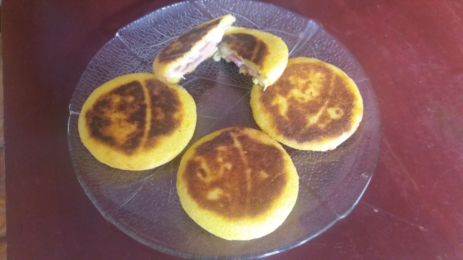 Cocina para sentirte en casa Cómo hacer arepas con polenta?