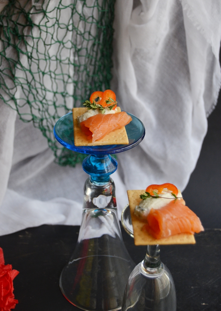 Aperitv cu branza si somon