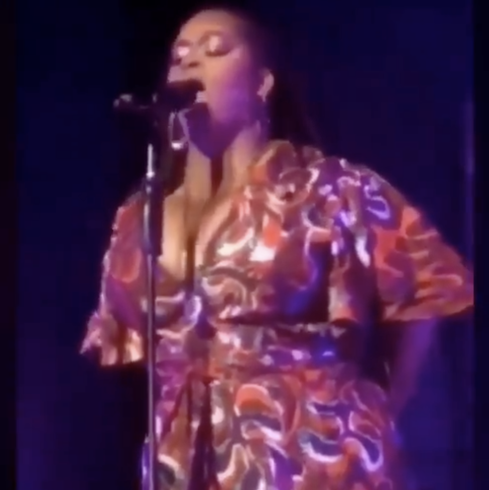 Sexy pictures of jill scott