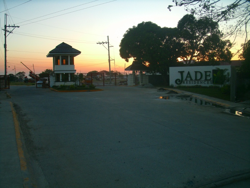 Jade Residences (Malagasang 1, Imus, Cavite) SalasLudy