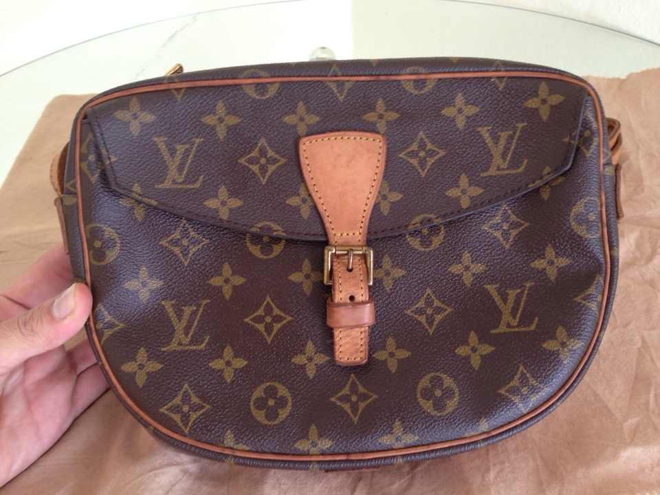 How To Sell An Authentic Louis Vuitton Bag