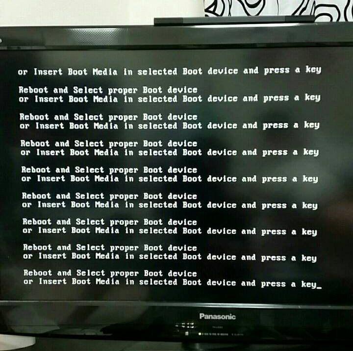 Insert boot media in selected boot device and press a key. Reboot key. The selected boot device. Reboot and select proper boot device or insert boot media in selected boot device and press. Ошибка reboot and select proper boot device.