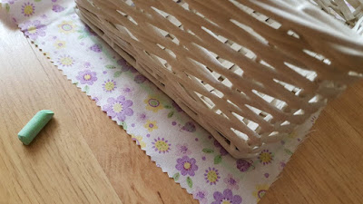 How to line a basket in 15 minutes or less How to line a basket in 15 minutes or less