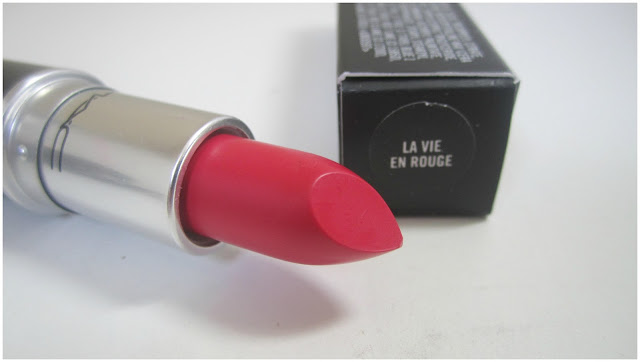 MAC Lipstick in 'La Vie en Rouge'