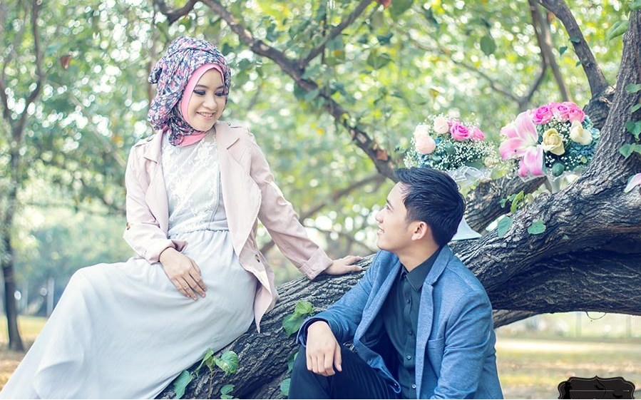 Alasan Istri Harus Patuh Pada Suami - SYIFA AL-QULUB