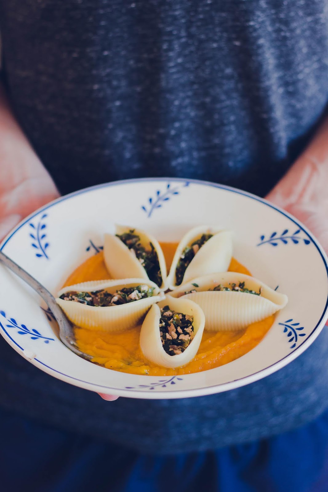 Crazy Green Fruits Conchiglioni Farcis Aux Epinards Et Tofu Fume