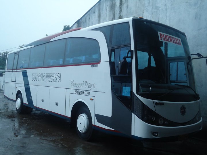 SHD Restu Wijaya: Mengarungi Jalan Raya dengan Sentuhan Kemewahan dan Keamanan