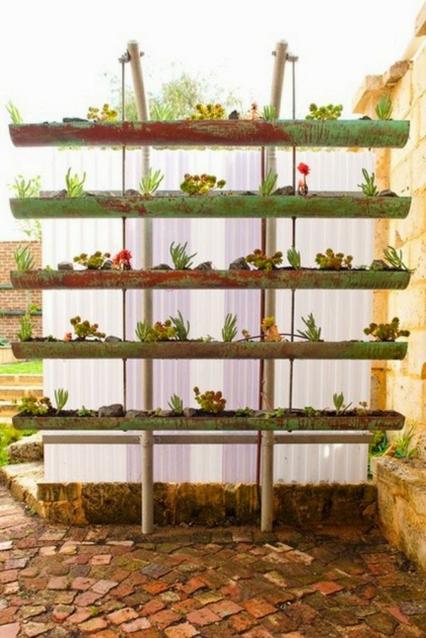 Designs for stimulating garden showers