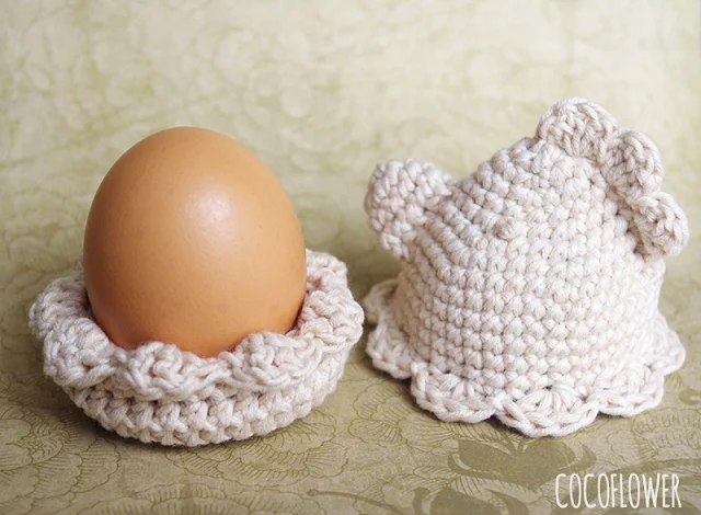 Eggcup and Egg cover - Crochet Hen tuto  - Free Easter DIY by CocoFlower