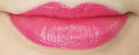 Beautifinous.: Avon mark. 3D Plumping Lipsticks review and swatches