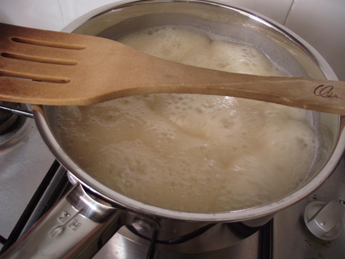 Cakeyboi At Last Scottish Tablet