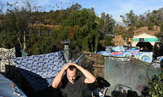 Homeless street services stall as encampments continue to grow
