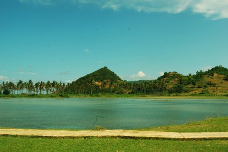 bukit hijau