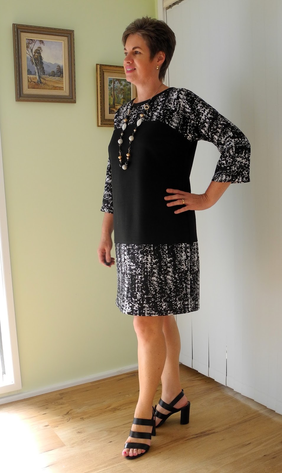 Sew, Jean Margaret: Vogue 8805 in Black and White