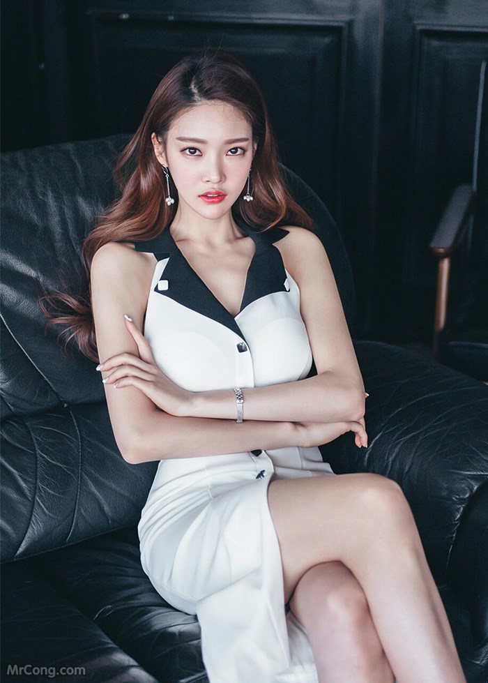 Beautiful Park Jung Yoon in the April 2017 fashion photo album (629 photos) photo 10-1